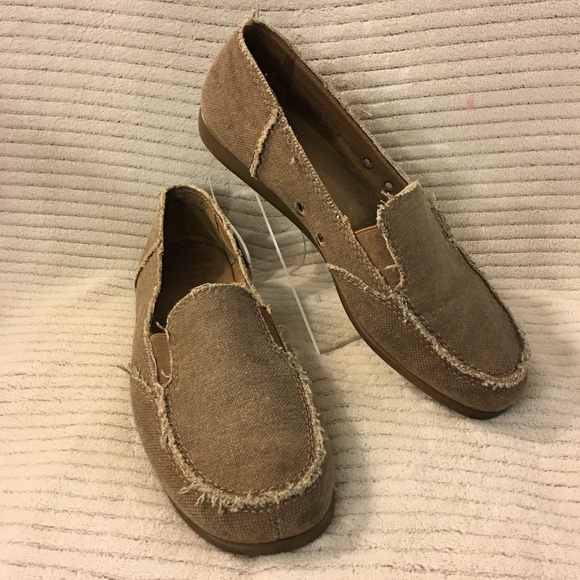 AEROSOLES Shoes - Aerosoles 10M Canvas Slip On Loafers